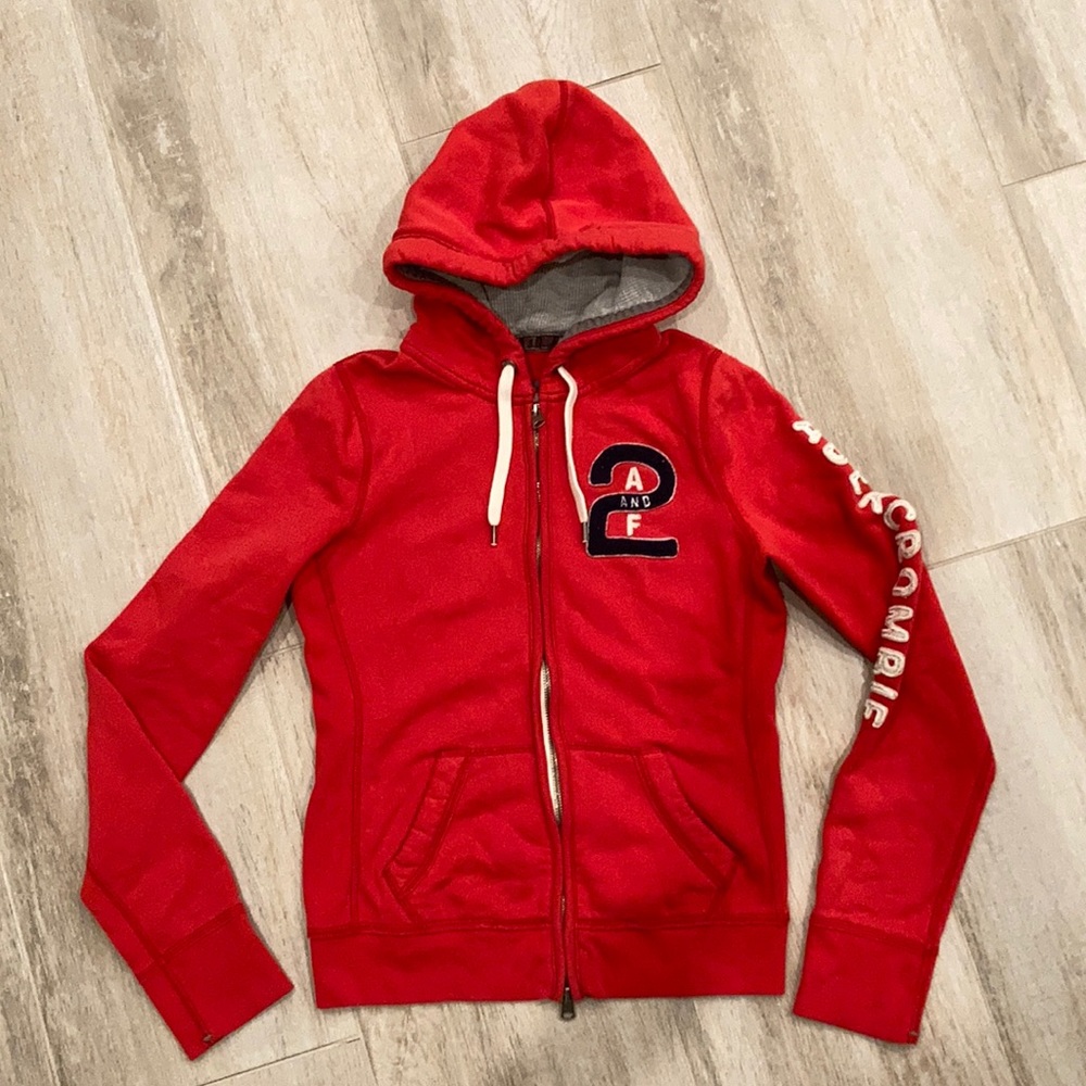 Abercrombie red hoodie Medium w zipper